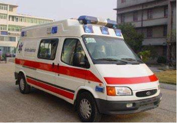 岑溪市救护车租赁
